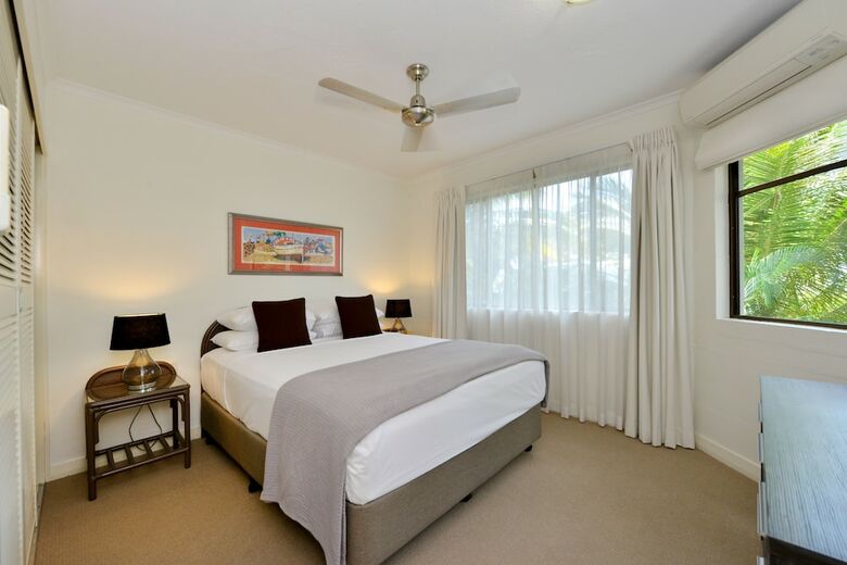 Tropical Reef Apartments Port Douglas