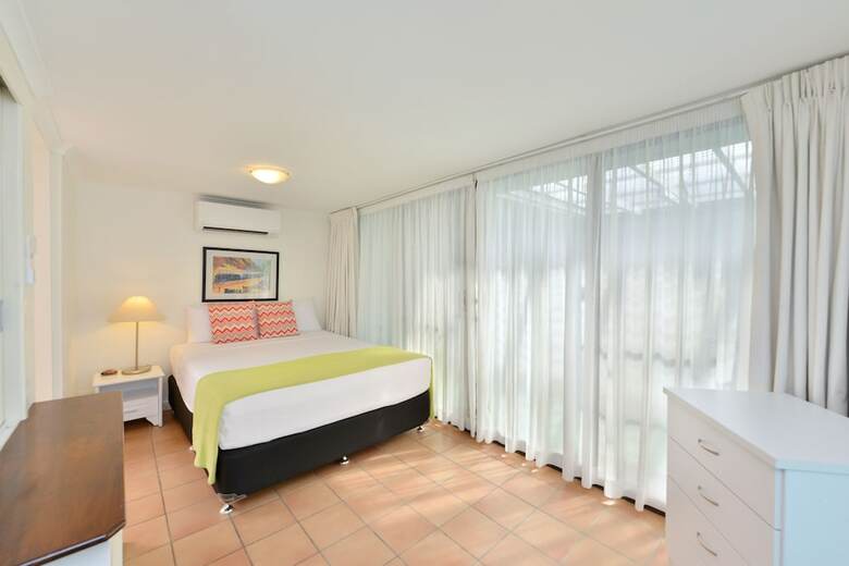 Tropical Reef Apartments Port Douglas