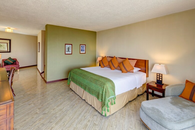 Porta Hotel Del Lago