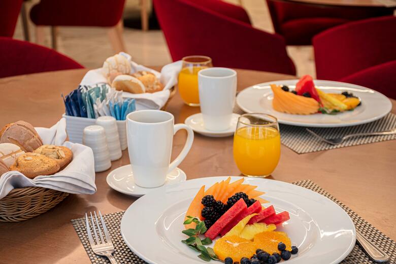 Hotel NH Monterrey La Fe