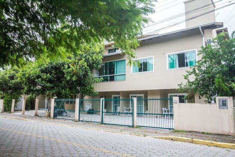 Apartamentos Residencial Casa Flora