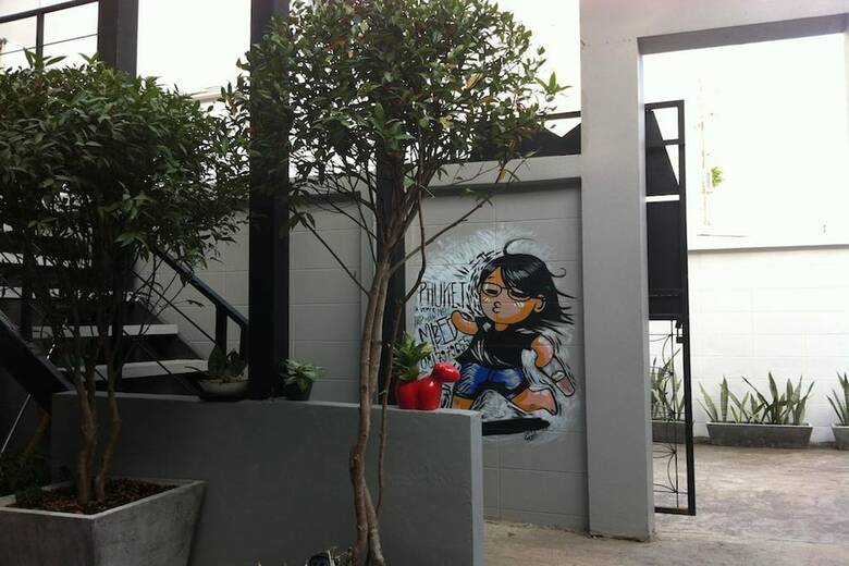 Hotel Mbed Phuket