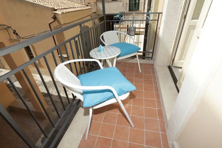 Bed & Breakfast Suliscenti Dimora Siciliana
