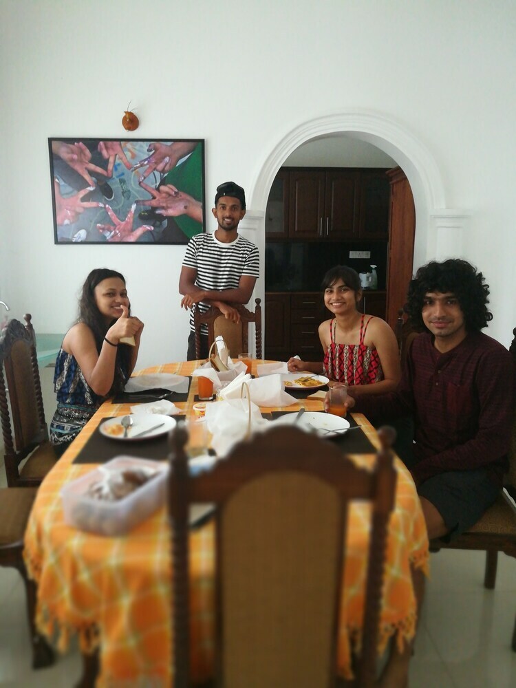 Hostal Eos Hostels