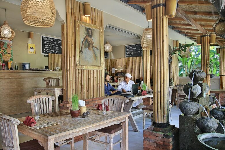 Hotel Madani Antique Villas By Eps