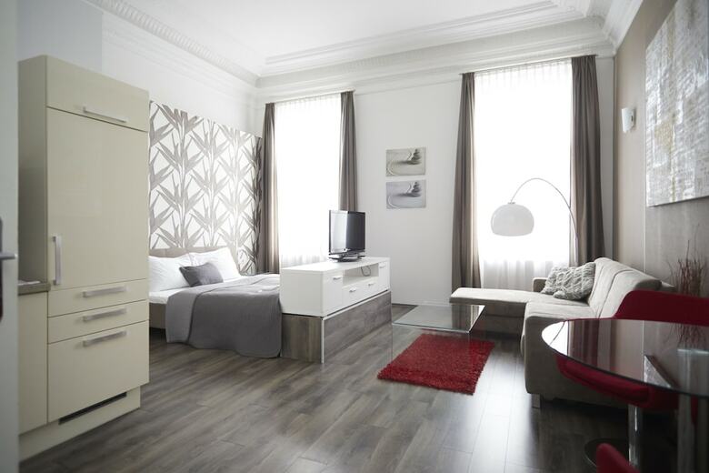 Hotel Kh Apartments