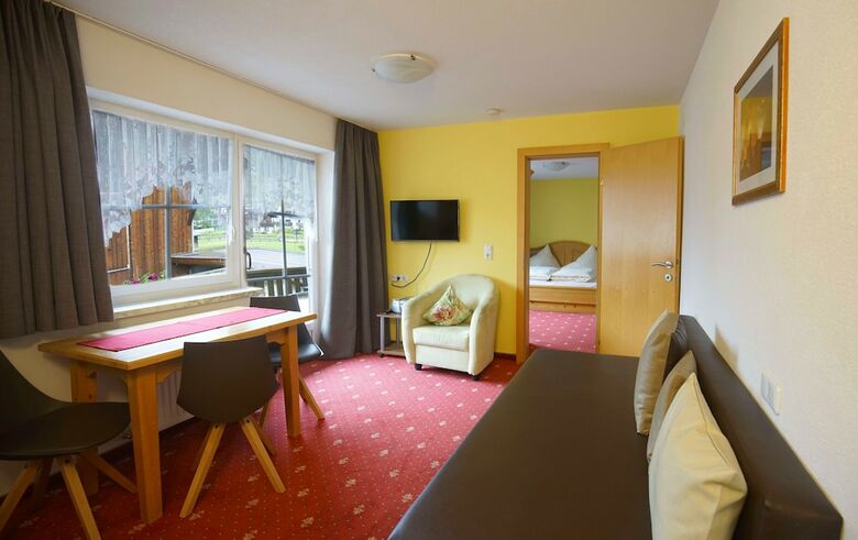 Bed & Breakfast G�stehaus Alpenblick Lermoos