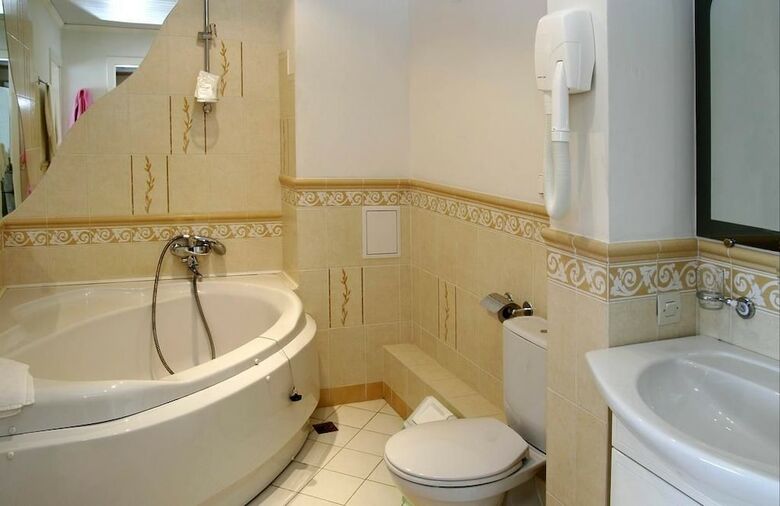 Dvina Hotel