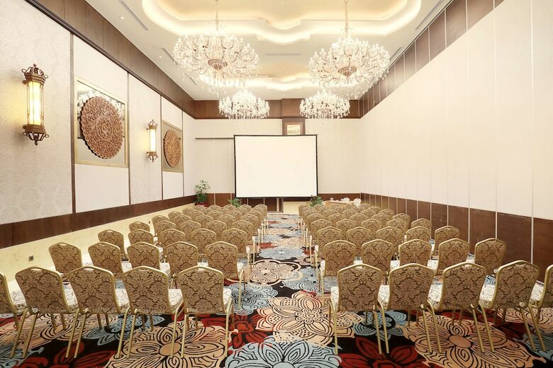 Hotel Seres Springs Resort & Spa Singakerta