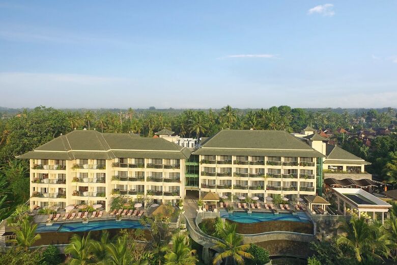 Hotel Seres Springs Resort & Spa Singakerta