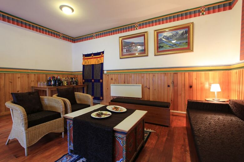 Himalayan Tashi Phuntshok Hotel, Paro