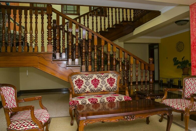 Hotel La Belle Villa