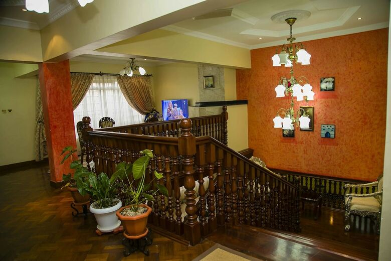 Hotel La Belle Villa
