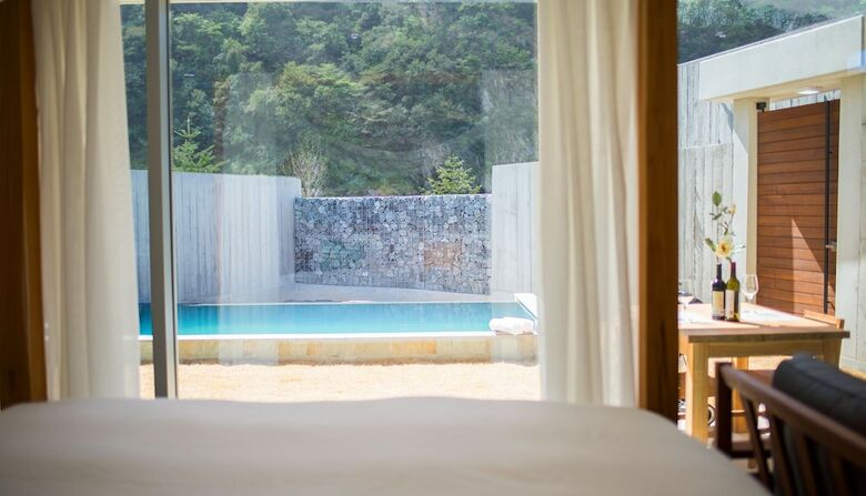 Pension Heritis Poolvilla
