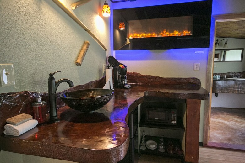 Hotel Kilauea Hospitality Group