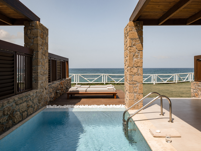 Hotel Ikaros Beach Resort & Spa