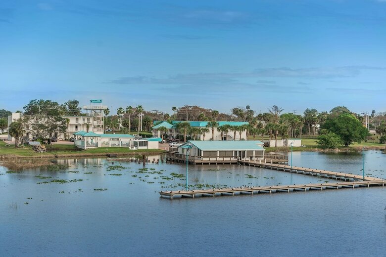 Hotel Days Inn Lake Okeechobee