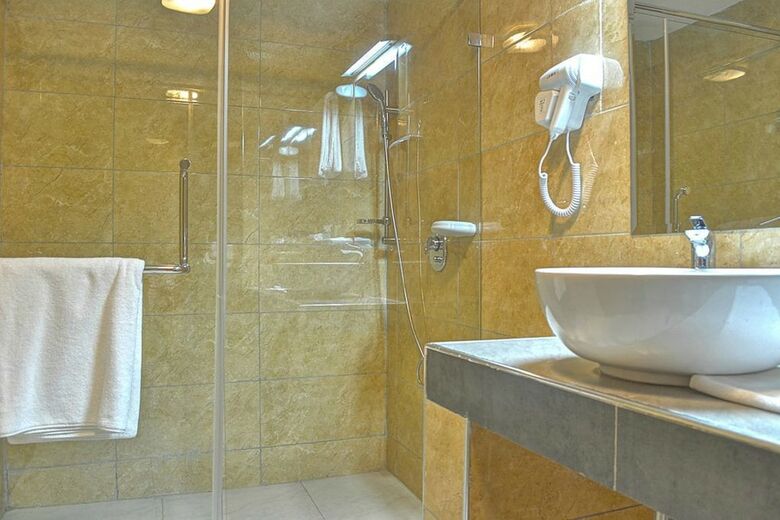 Grand Royal Swiss Hotel