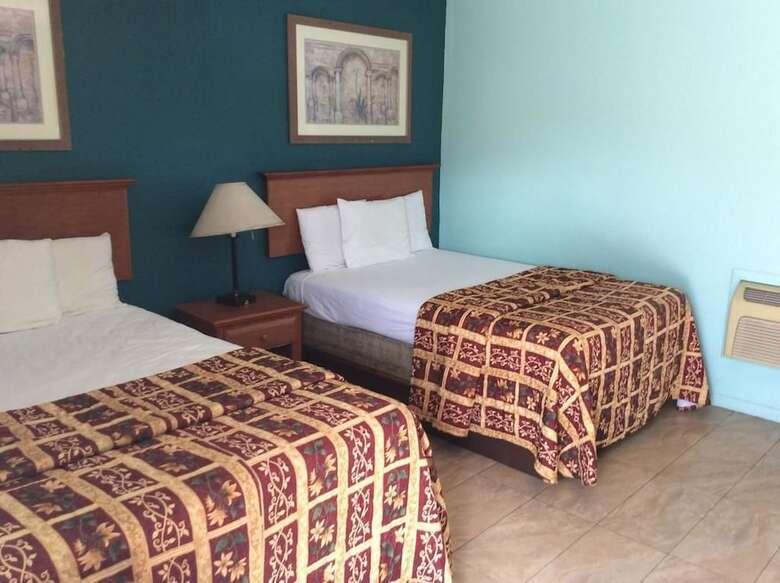 El Rancho Motel