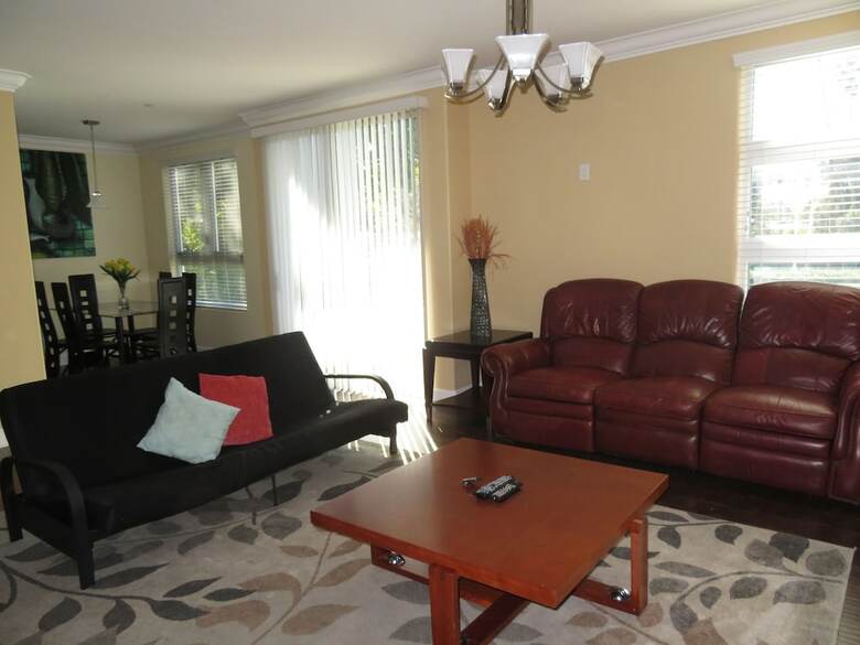 Apartamento 2 Bed / 2 Bath In Studio City