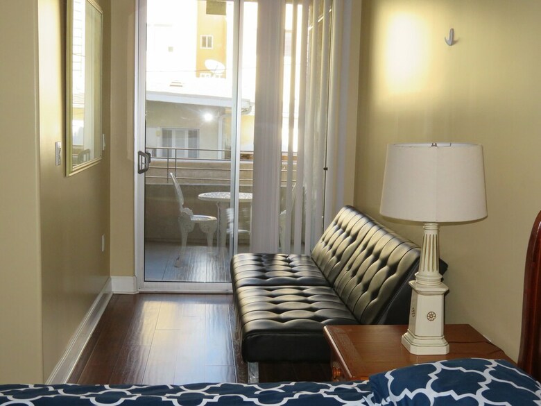 Apartamento 2 Bed / 2 Bath In Studio City