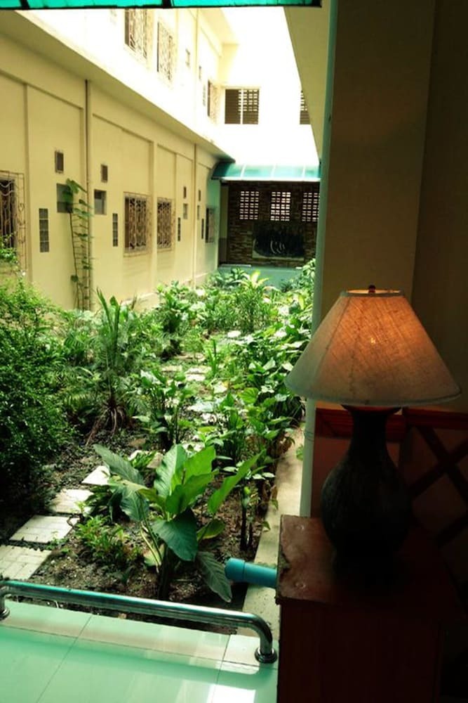 Hotel Amarin Grand Rayong