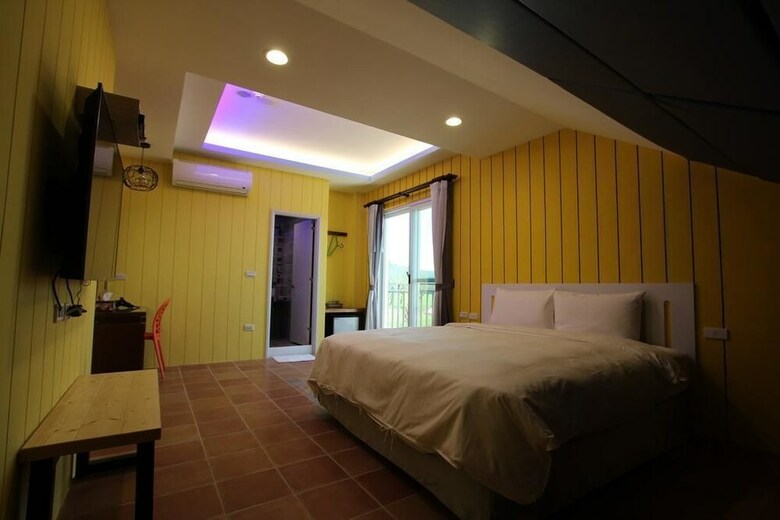 Hotel Island On The Sea