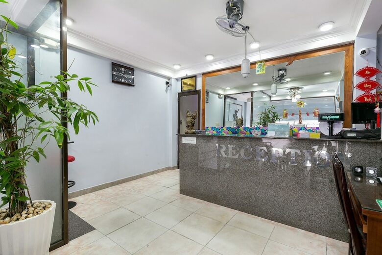 Oyo 228 Vuon Tao Dan Hotel