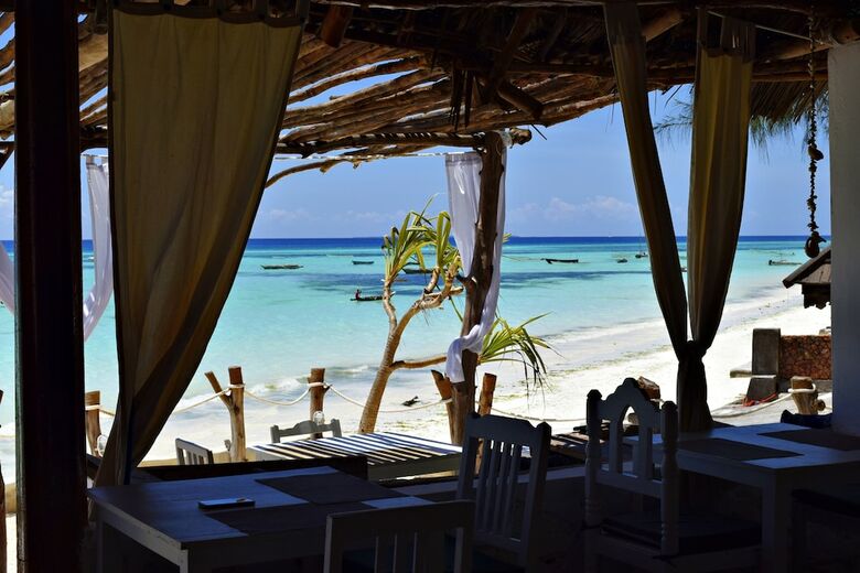 Hotel Aya Beach Bungalows