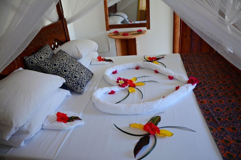 Hotel Aya Beach Bungalows