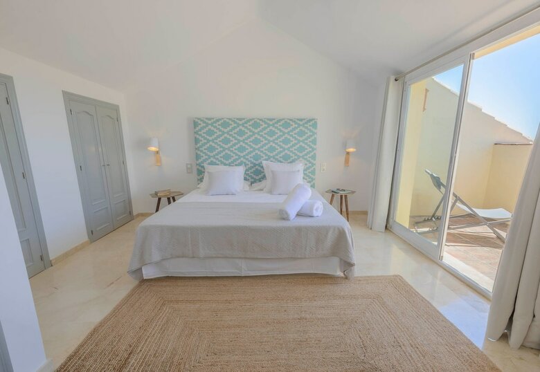 Apartamentos Nueva Andaluc�a Golf Getaway