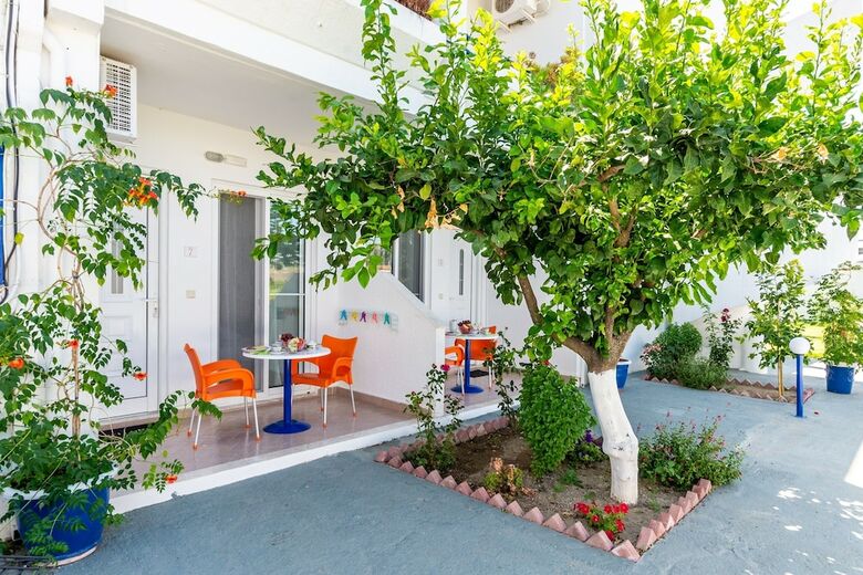 Apartamentos Villa Maroula