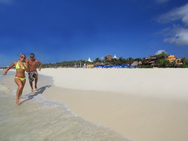 Hotel The Reef Playacar