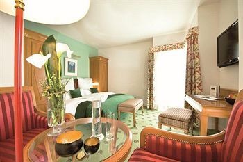 Hotel Kleber Post