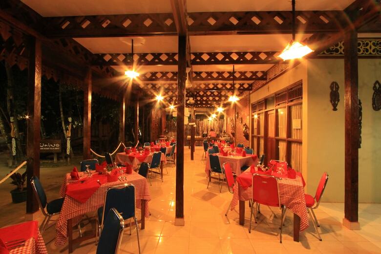 Hotel Waiwo Dive Resort