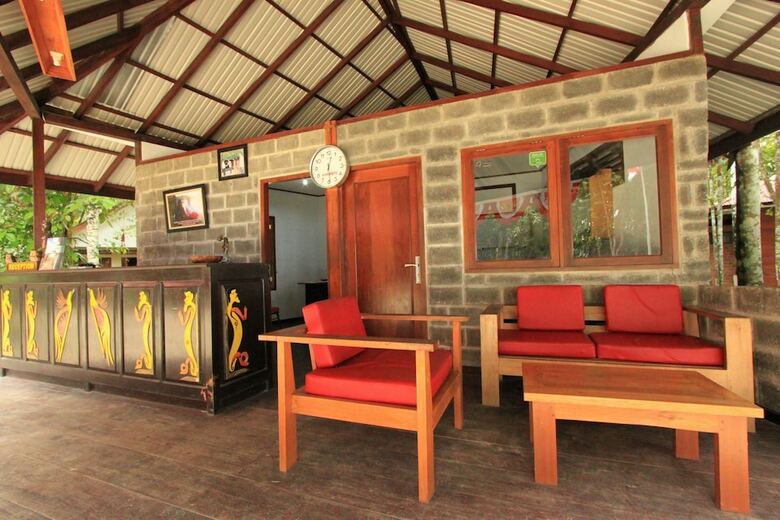 Hotel Waiwo Dive Resort