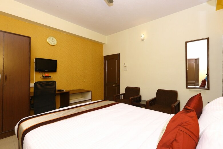 Hotel Oyo Flagship 475 North Usman Road