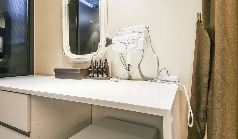 Hotel 9 In Dongdaemoon