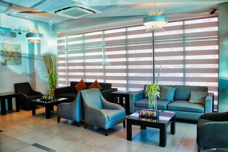 New Dawn Hotel Plus