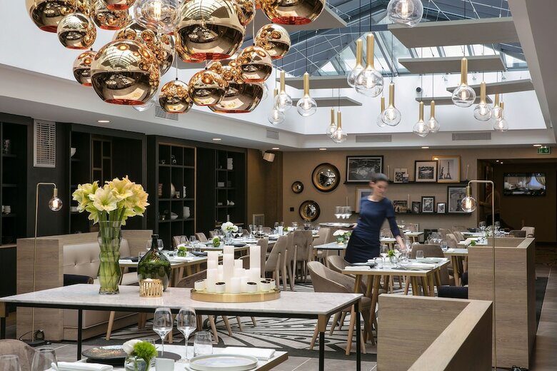 Niepce Paris Hotel, Curio Collection By Hilton