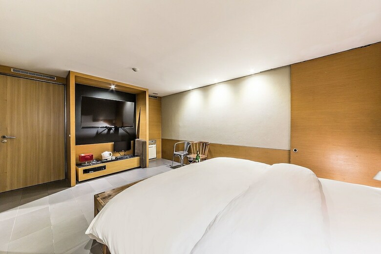 Verysix6 Hotel