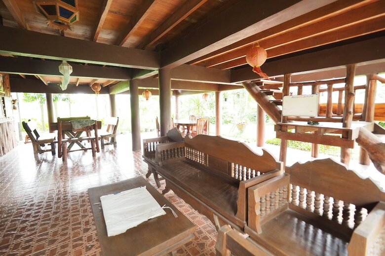 Hotel Ton Lang Homestay