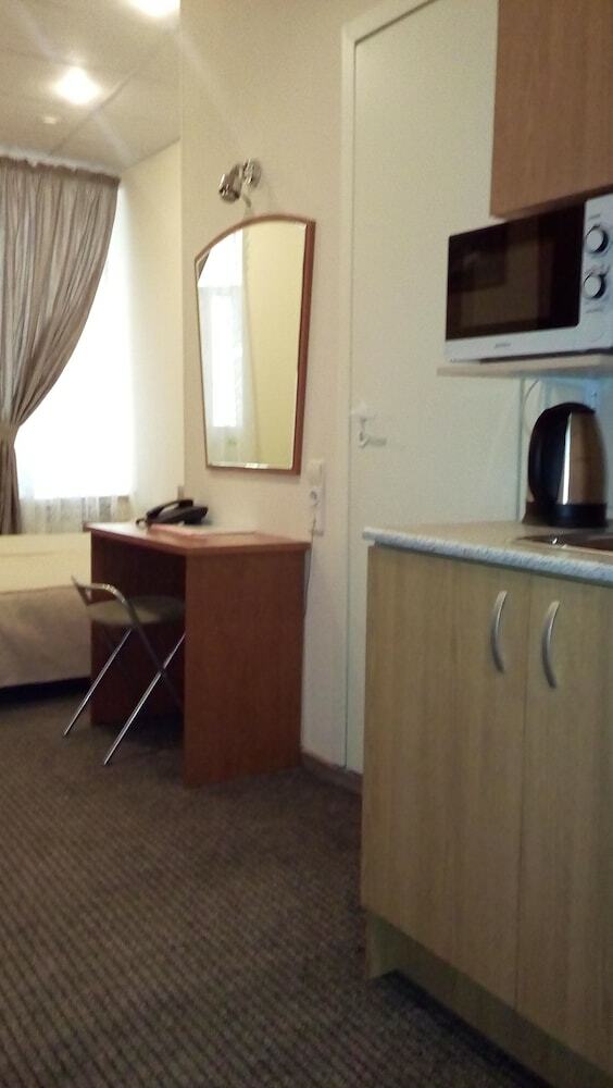 Hotel Rinaldi History
