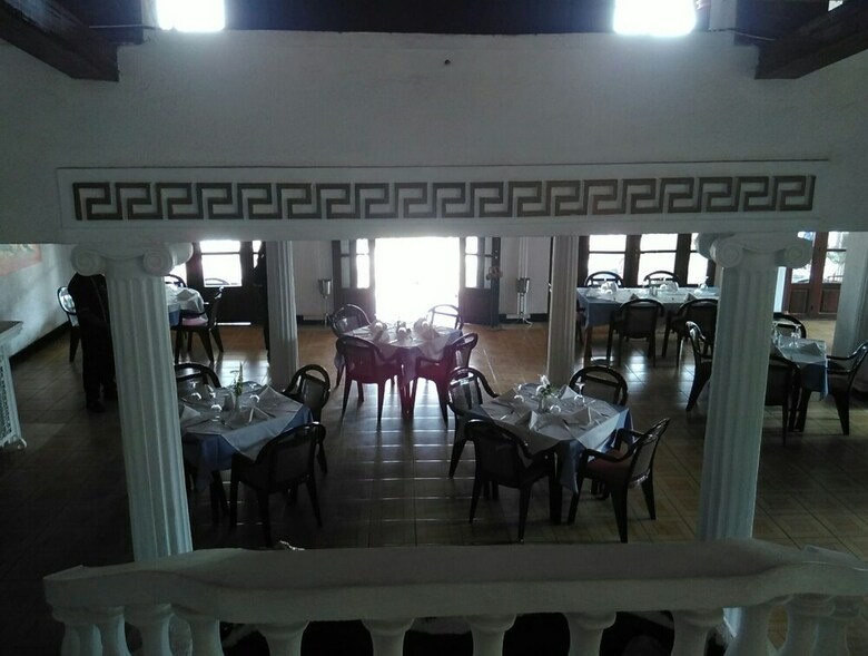 Hotel Hellenic And Greek Taverna