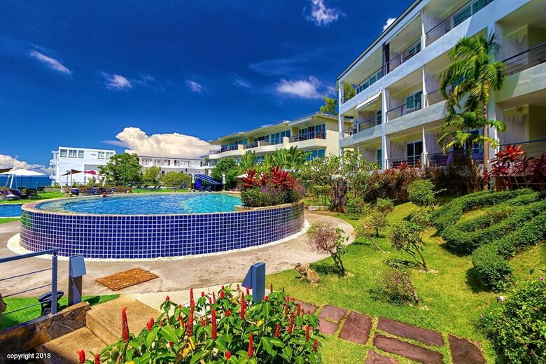Aparthotel Karon Butterfly Residence