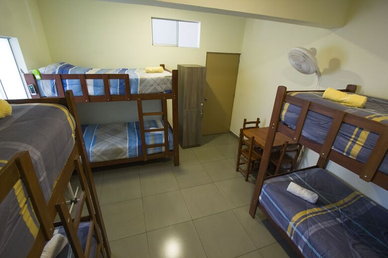 Hostal Lima House