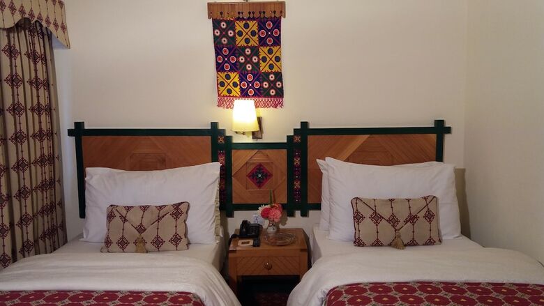 Hotel Hunza Serena Inn