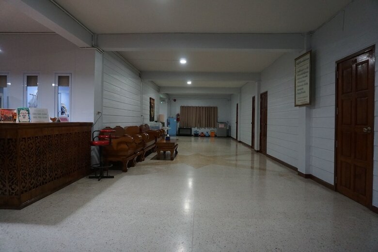 Hotel Parichart Place