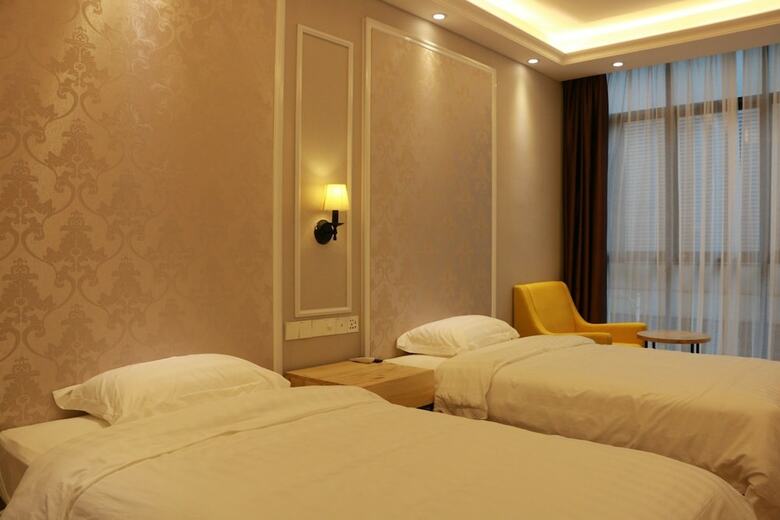 Solo Hotel Shuanglong Store