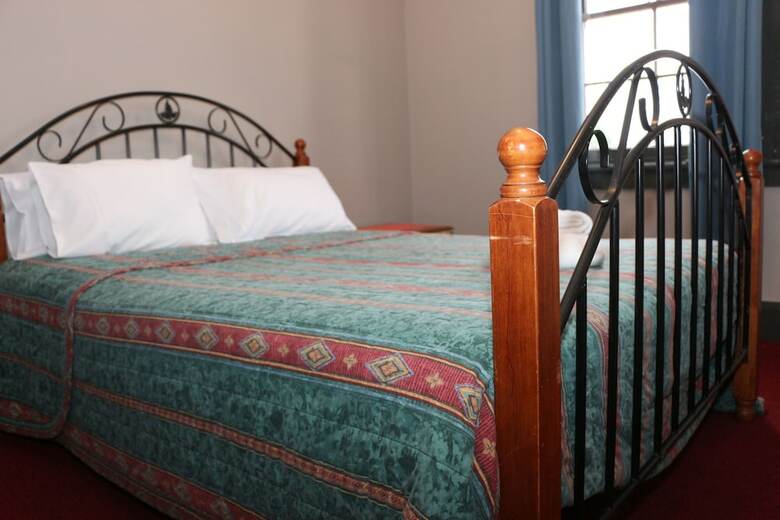 Bayview Hotel Batemans Bay